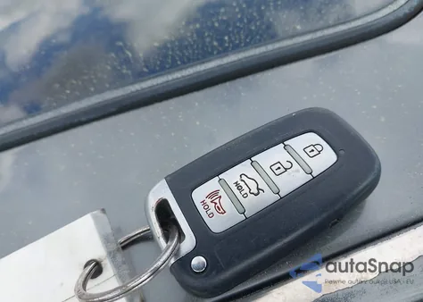 2011 Hyundai Sonata Limited из США, поврежденный, VIN 5NPEC4AC7BH307961